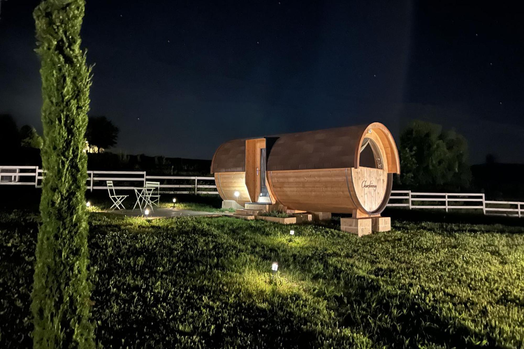 Notte Nella Botte Hotel Vignale Екстериор снимка