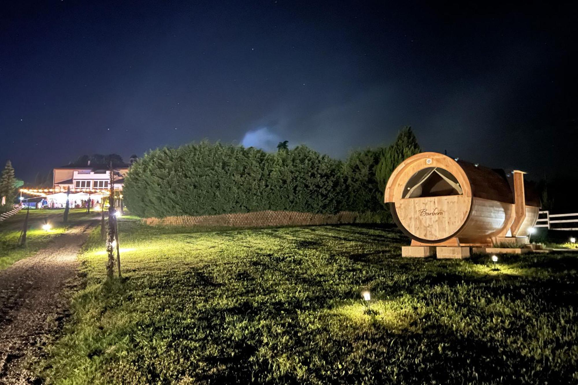 Notte Nella Botte Hotel Vignale Екстериор снимка